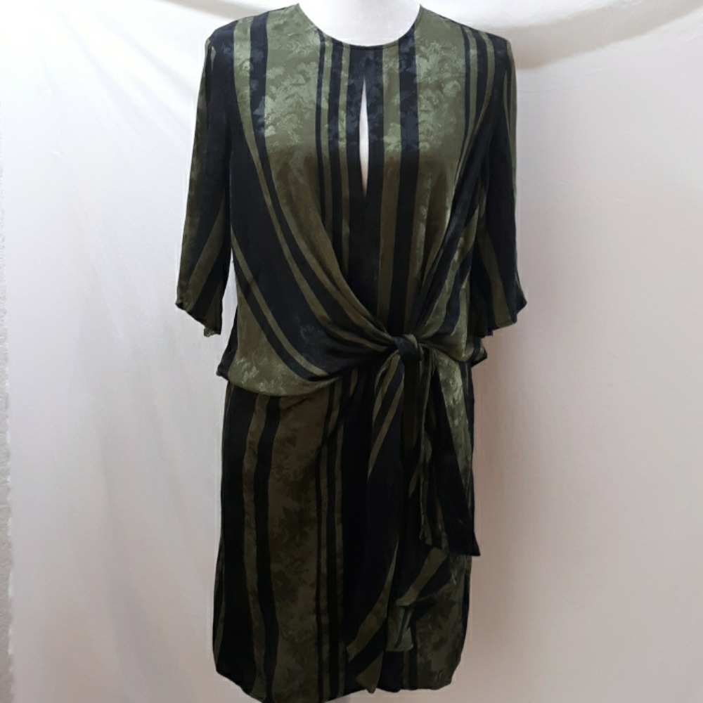 Dress, Zara, size medium